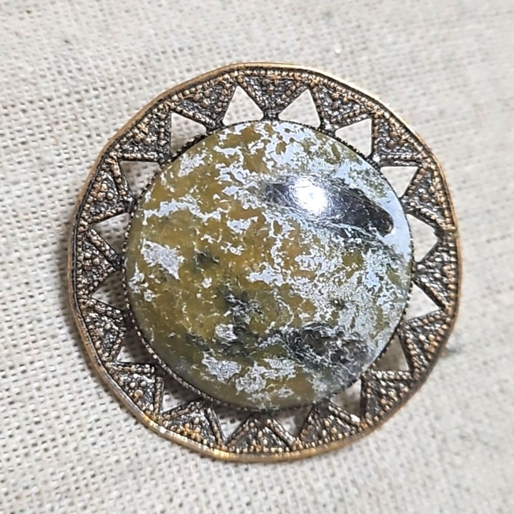 Vintage Genuine Green Necklace Stone Sun Catcher Brooch Pin